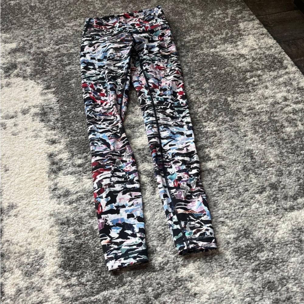 🍋🍋🍋 Lululemon wunder unders - Picture 2 of 7
